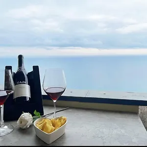 Appartamento Camy’s Sunset Bay-attico Vista Mare, Bergeggi